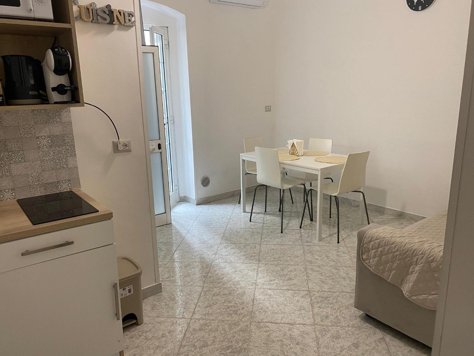 Newhouse Class Bari Dış mekan fotoğraf